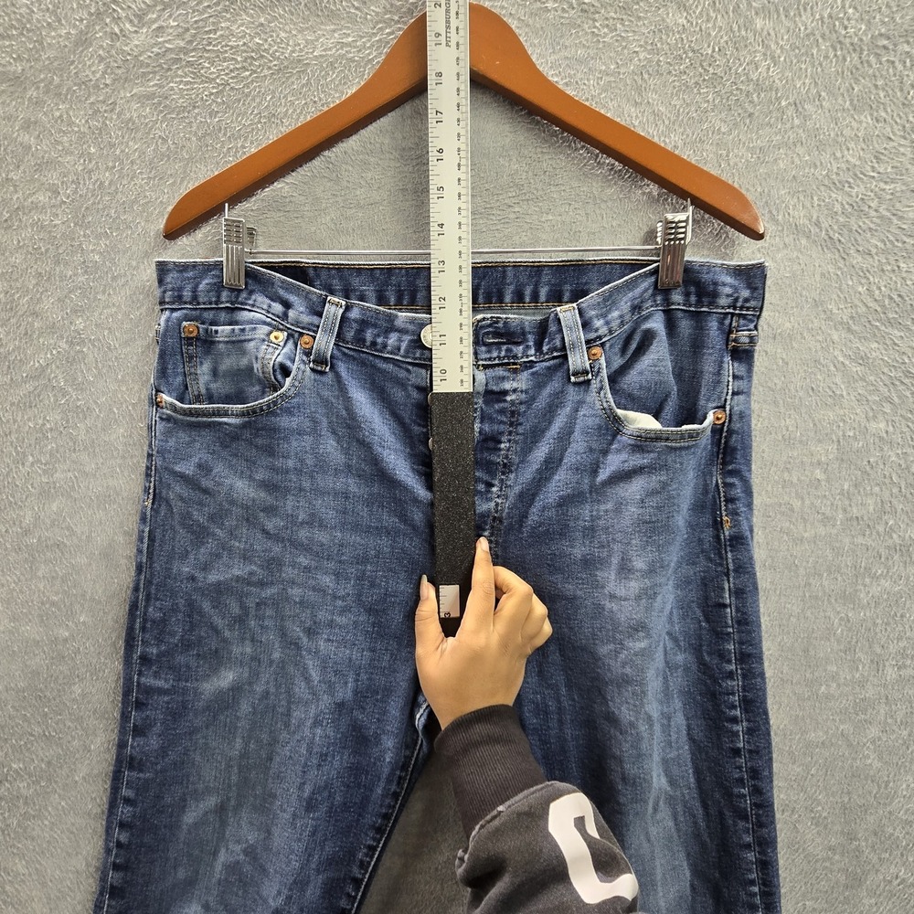 Levi's 501 Men Jeans 34X32 Blue Denim Straight Button‎ Fly 28" Inseam - Picture 12 of 16
